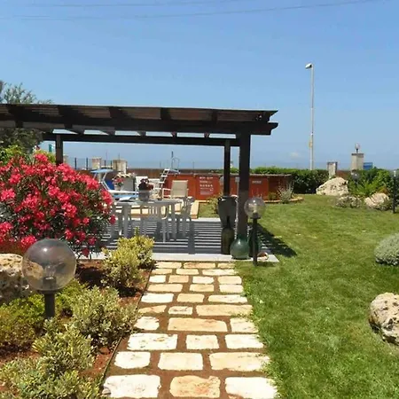 La Casa Di Sina Apartment